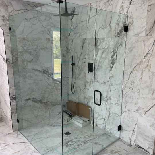 Spesialis Kaca Shower Tempered